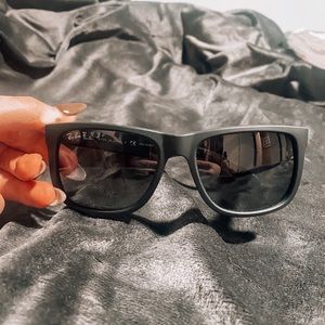 Womens Ray-Ban sunglasses black